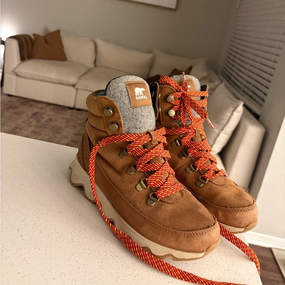 Sorel Kinetic Conquest womens size 7 - Picture 2 of 11